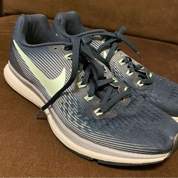 Very Good Nike Air Zoom Pegasus 34 womens running shoes 9.5 Navy blue seafoam - www.indoherbalpharma.com